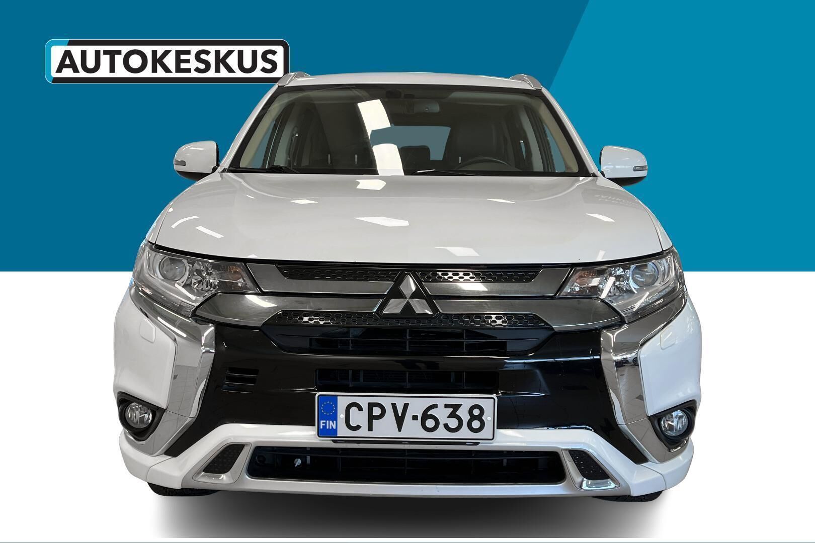 Mitsubishi Outlander PHEV iso kuva 2