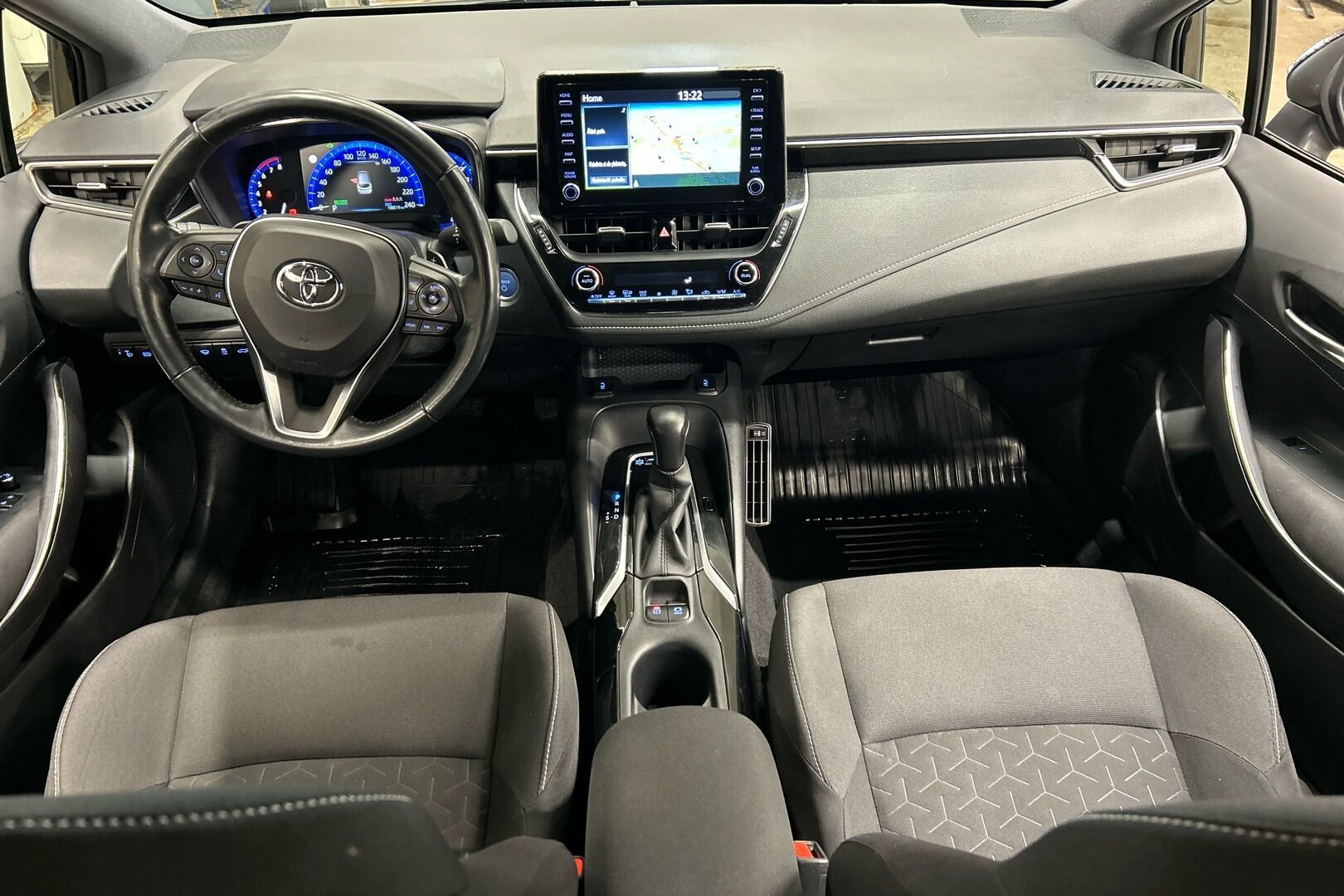 Toyota Corolla iso kuva 6