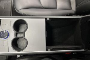 Tesla Model 3 esikatselu 11