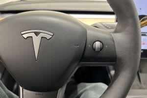 Tesla Model 3 esikatselu 27
