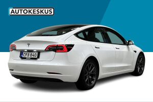 Tesla Model 3 esikatselu 2