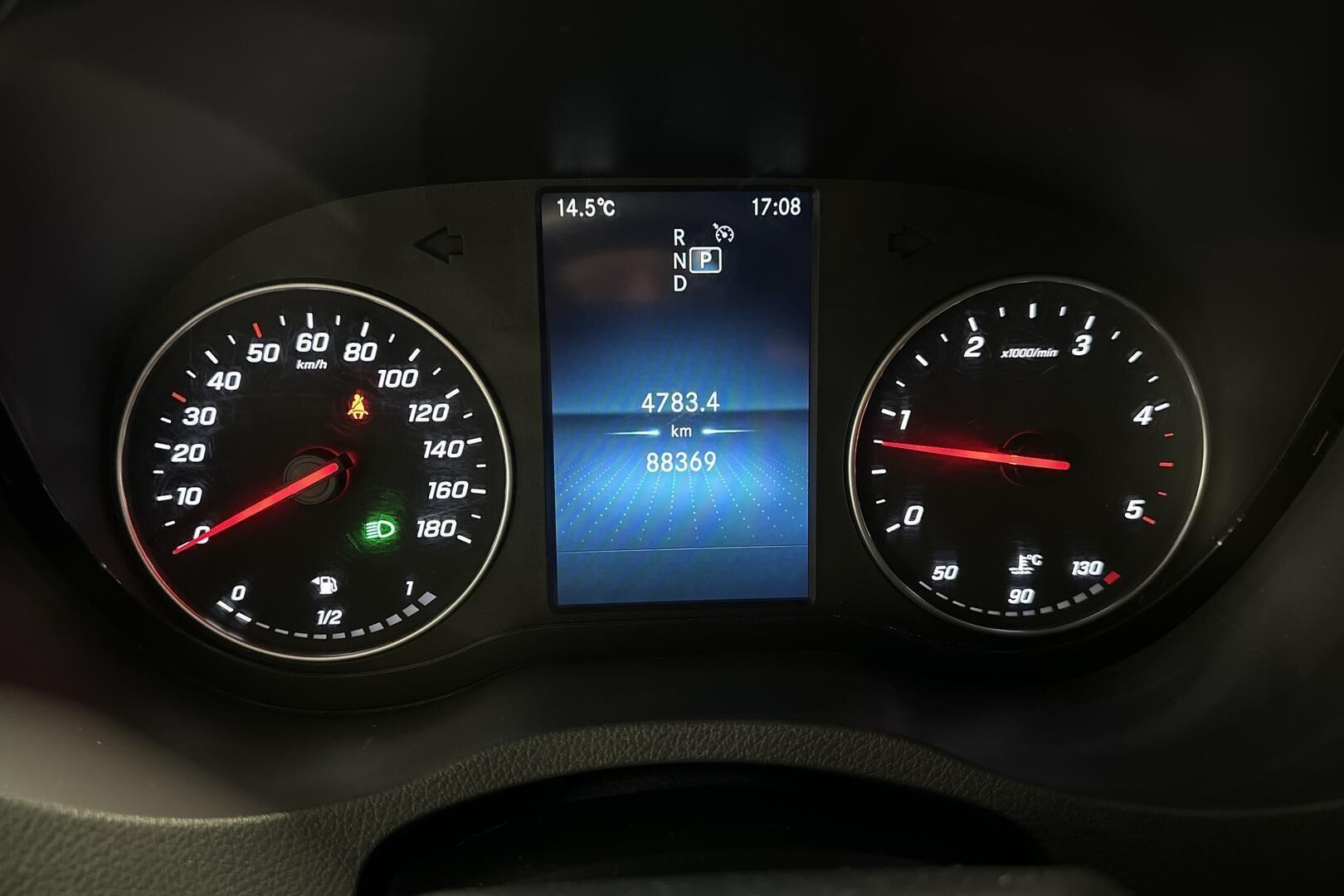 Mercedes-Benz Sprinter iso kuva 11