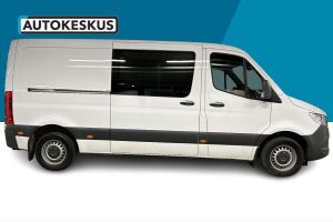Mercedes-Benz Sprinter esikatselu 2