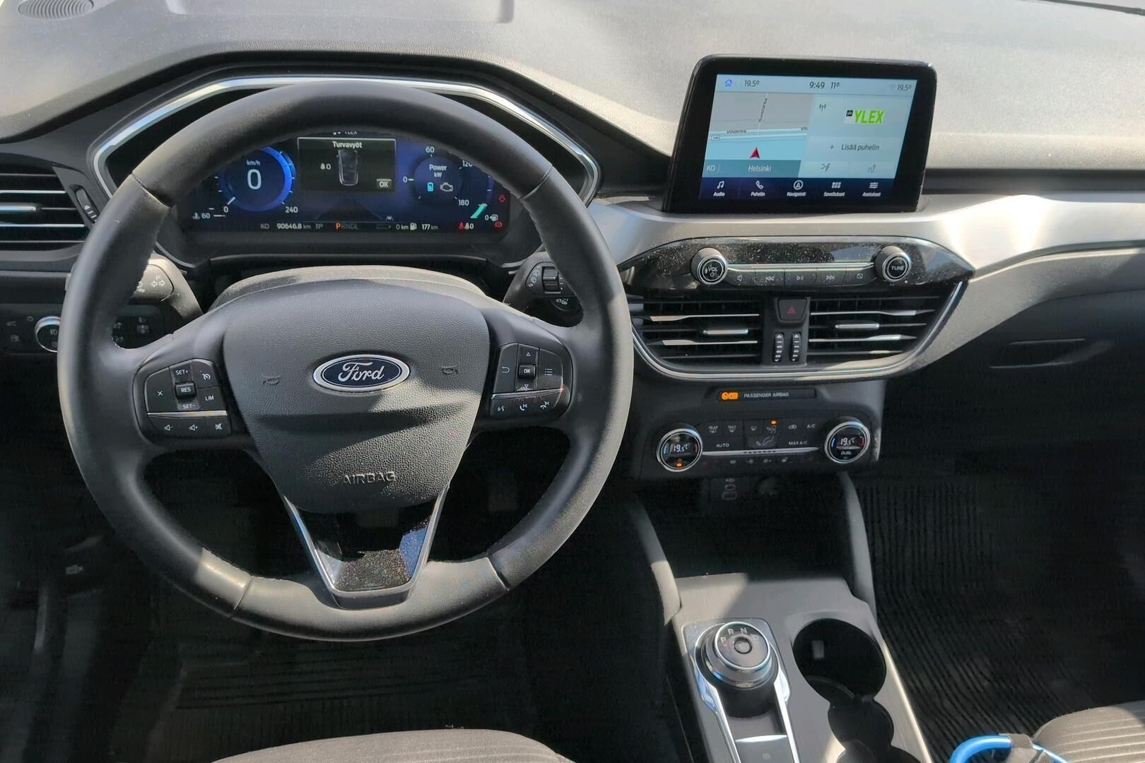 Ford Kuga iso kuva 2