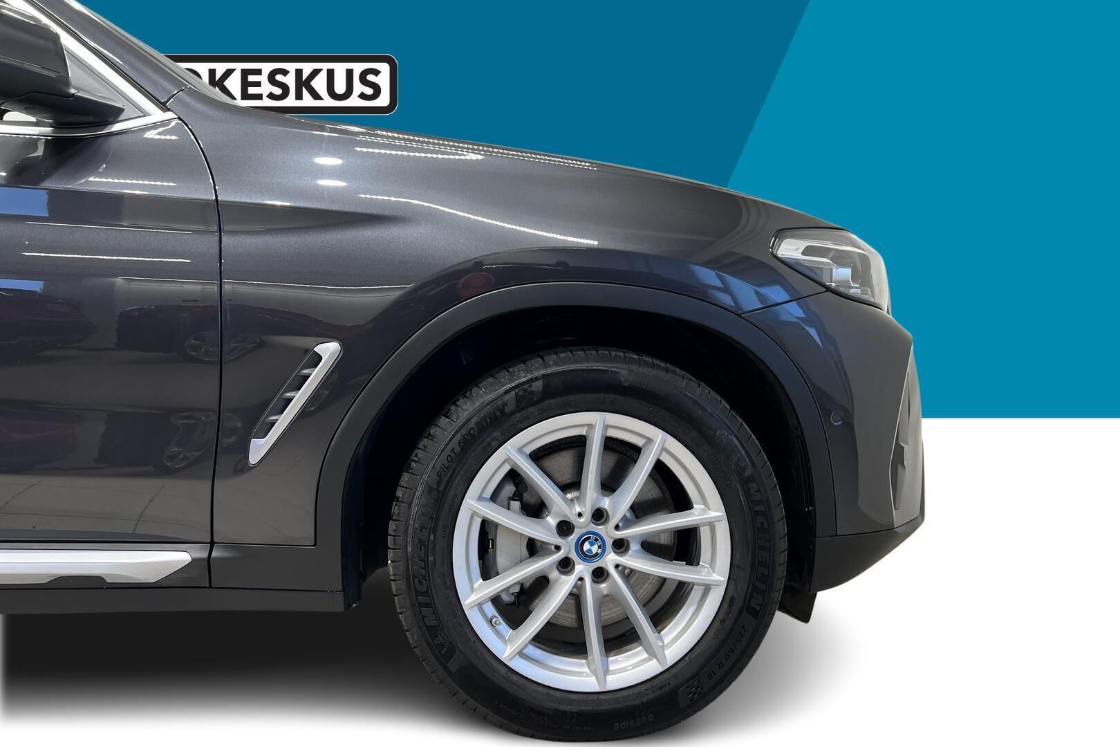 BMW X3 iso kuva 13