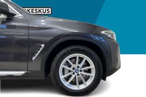 BMW X3 esikatselu 13