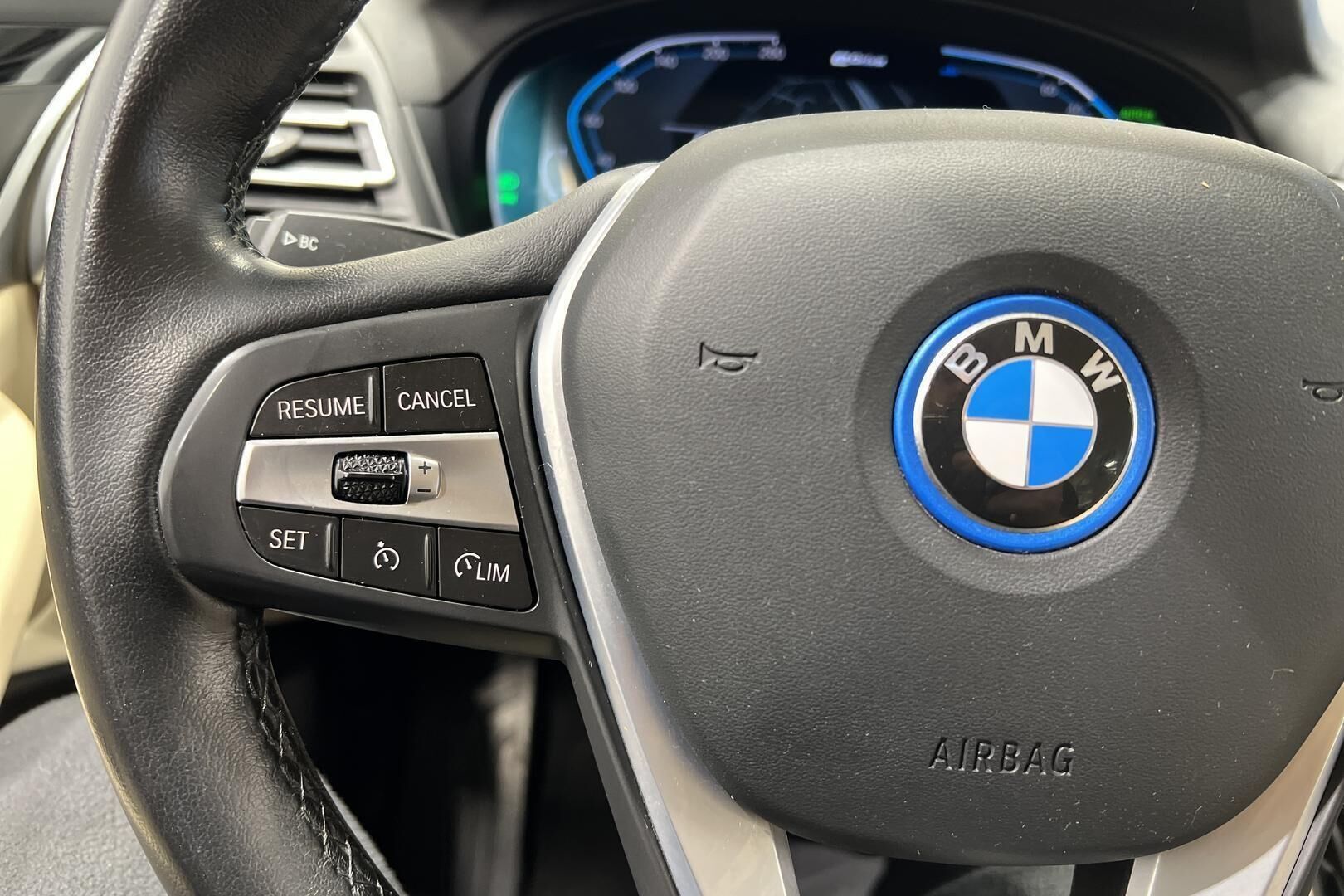 BMW X3 iso kuva 18