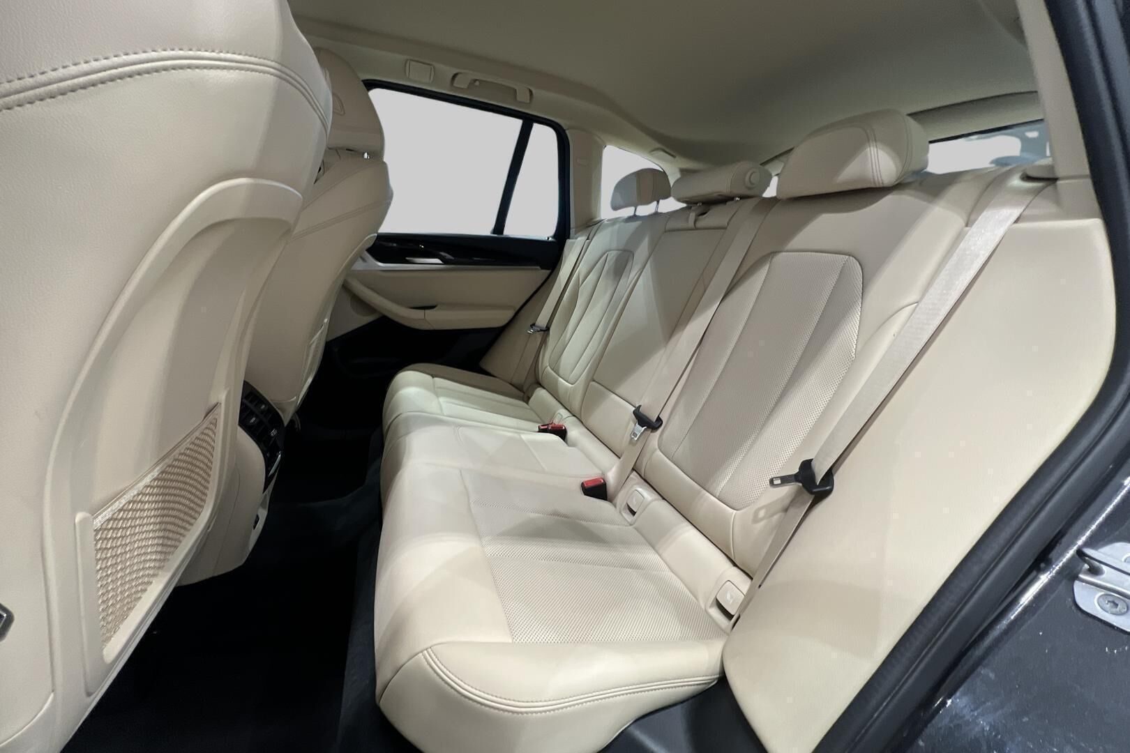 BMW X3 iso kuva 28