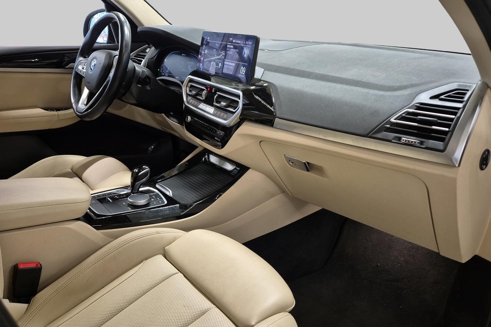 BMW X3 G01 xDrive 30e A Charged Edition 2022, kuva 5/7