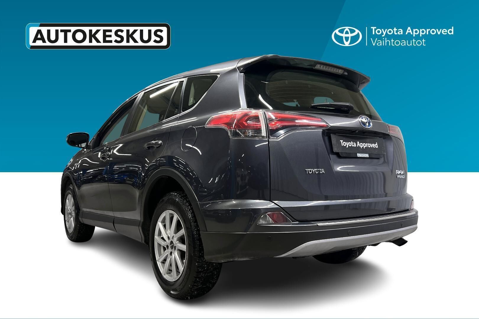 Toyota RAV4 iso kuva 6