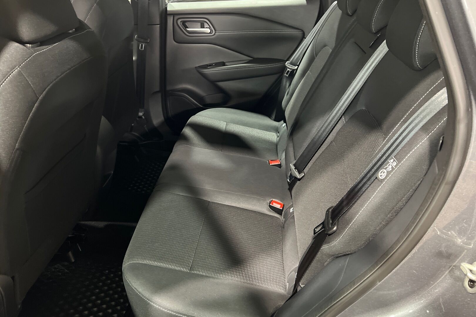 Nissan Qashqai iso kuva 6