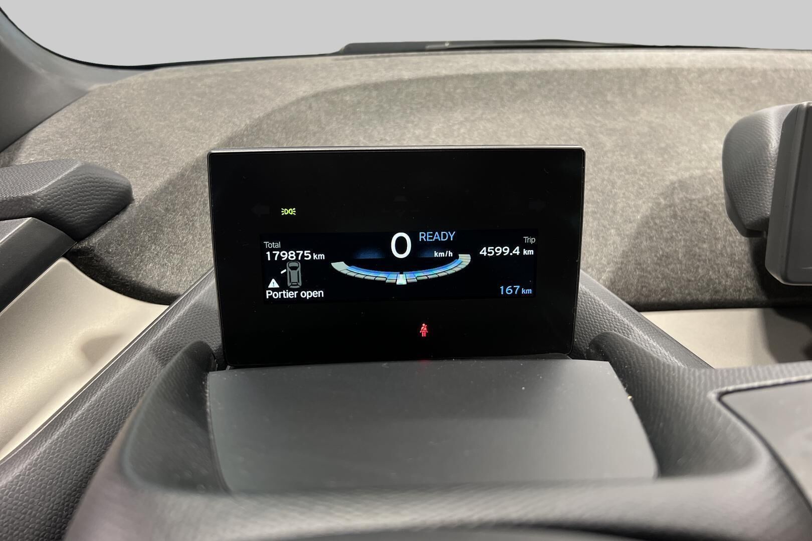 BMW I3 iso kuva 13