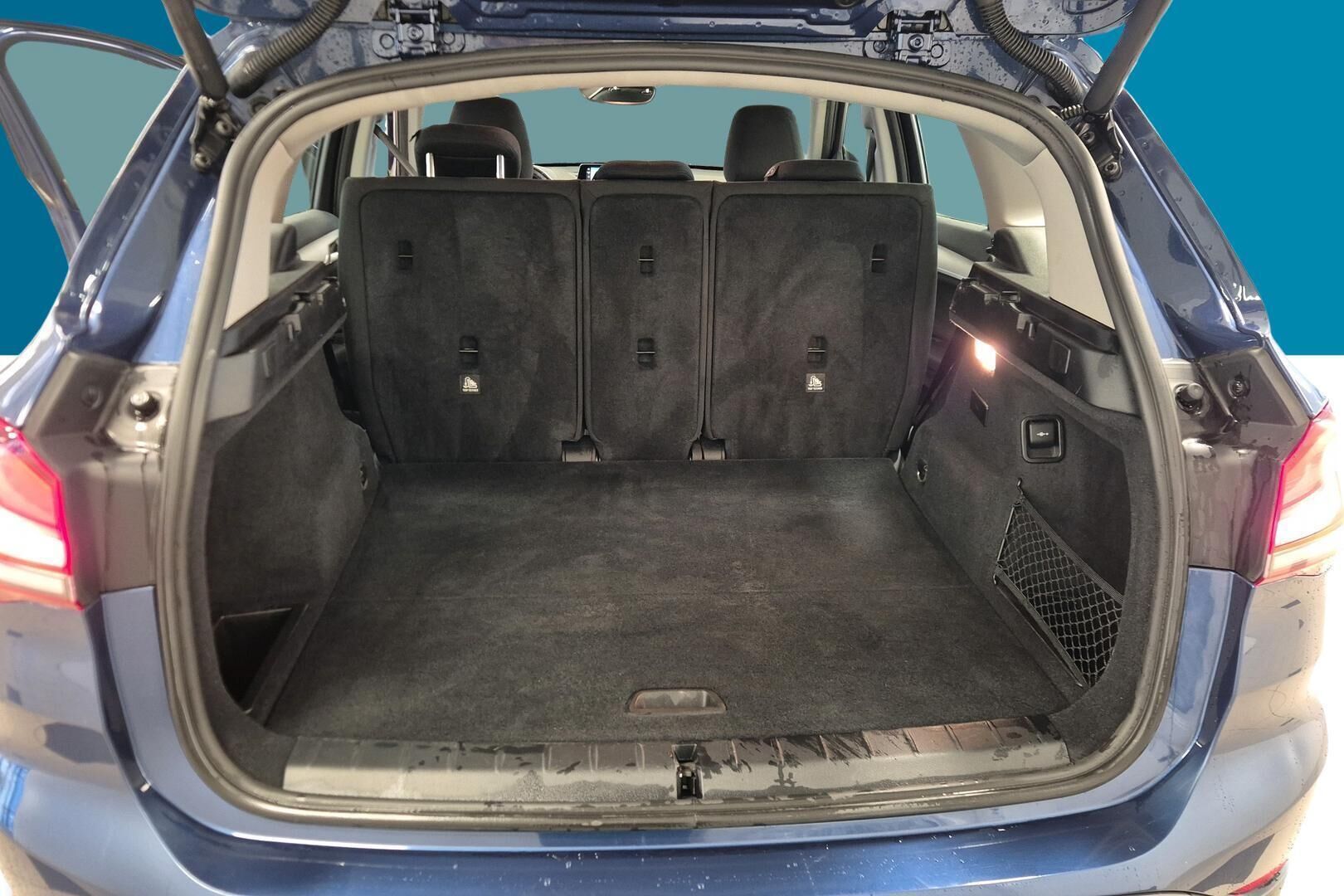 BMW X1 iso kuva 10
