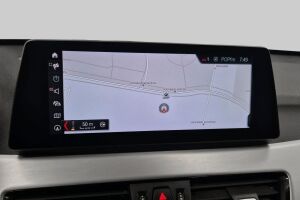 BMW X1 esikatselu 12