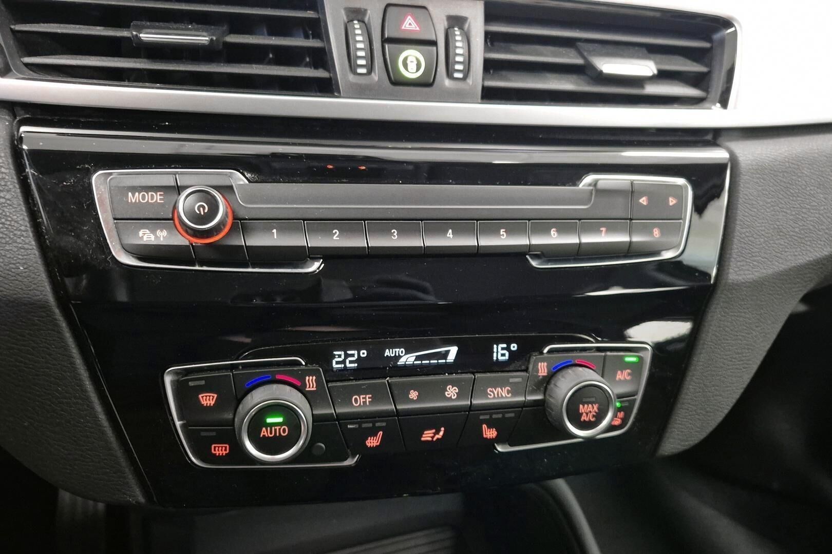 BMW X1 iso kuva 24