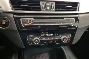 BMW X1 esikatselu 21