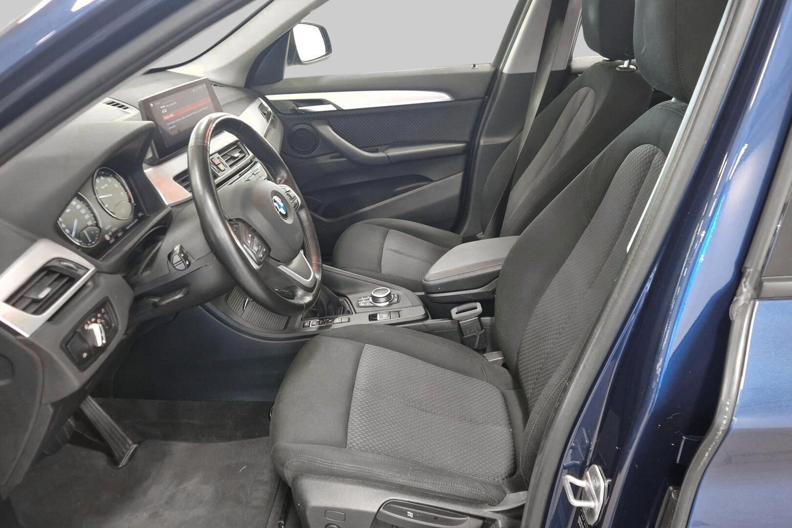 BMW X1 iso kuva 7