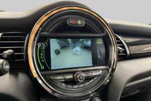 Mini Cooper esikatselu 16