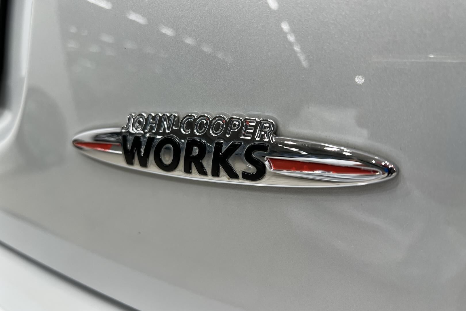 Mini Cooper iso kuva 34