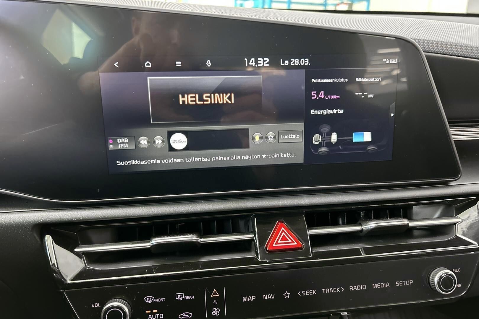 Kia Niro iso kuva 15