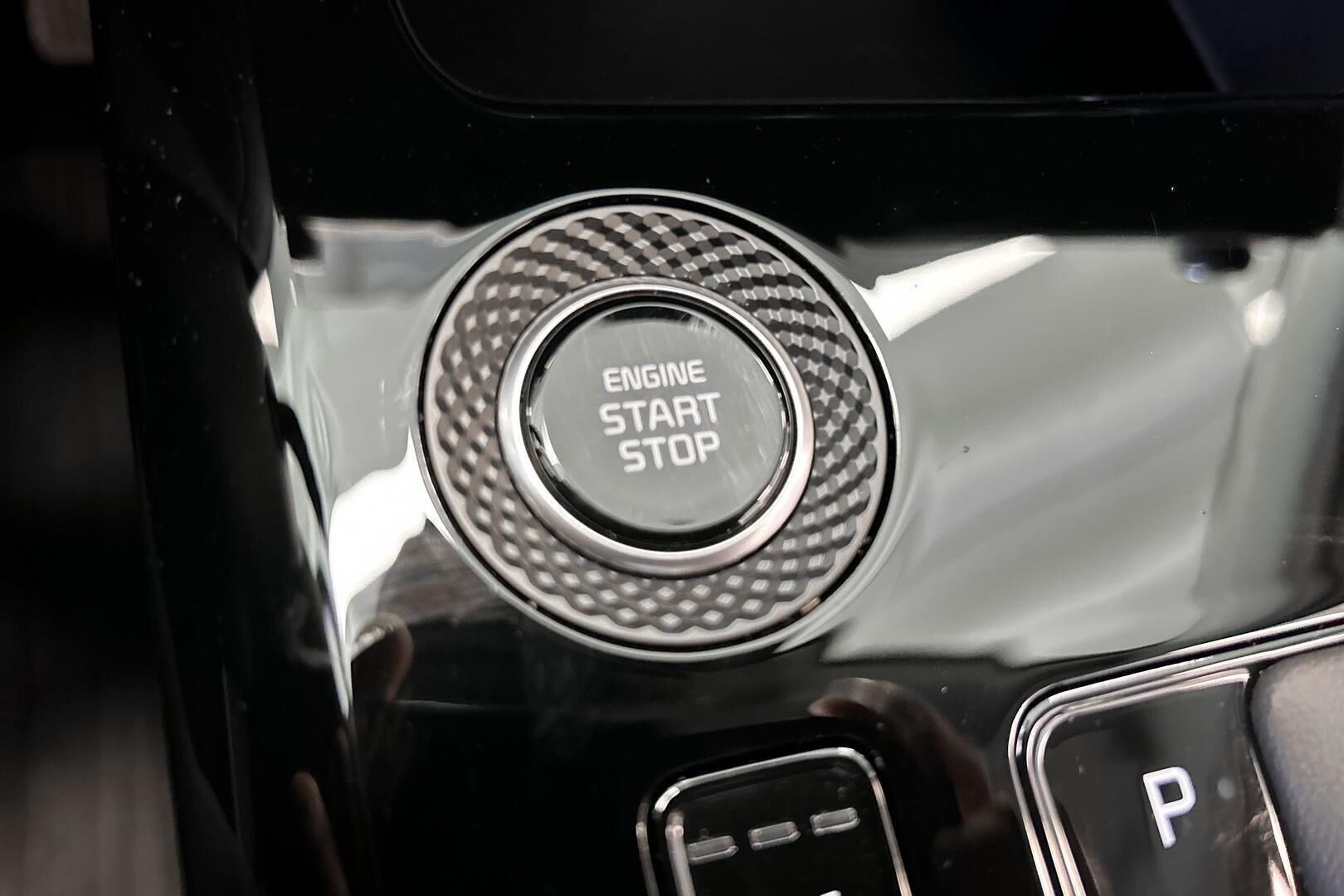 Kia Niro iso kuva 20