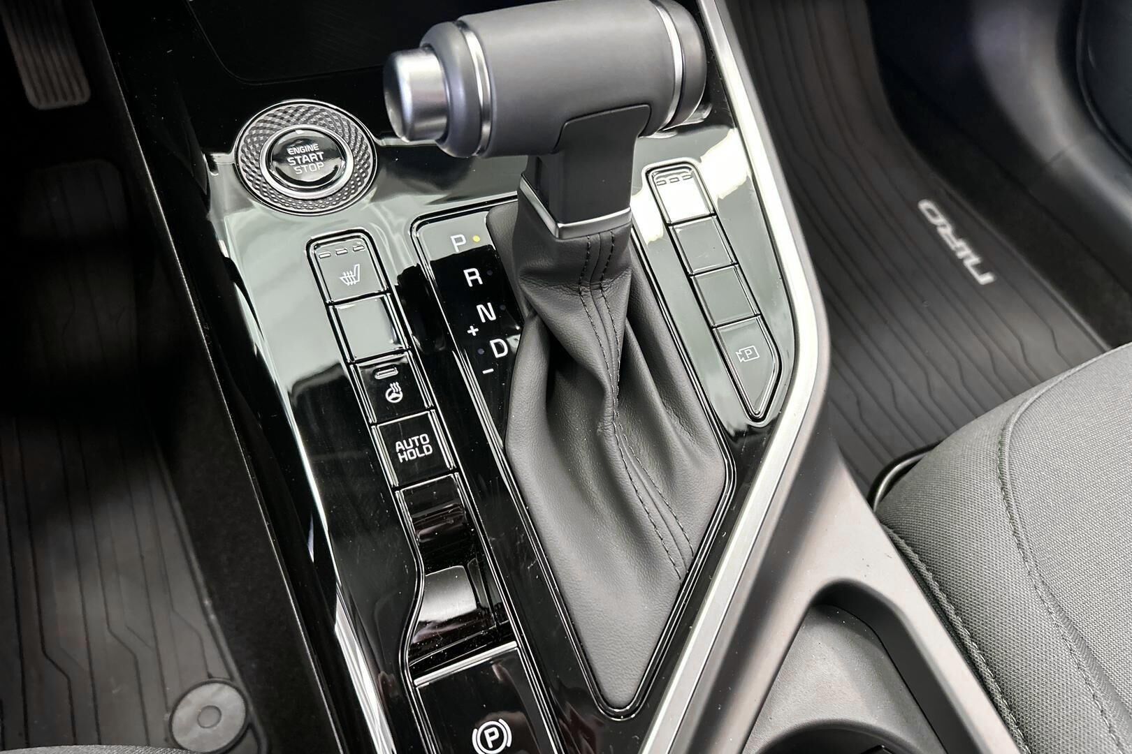 Kia Niro iso kuva 21