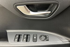 Kia Stonic esikatselu 19