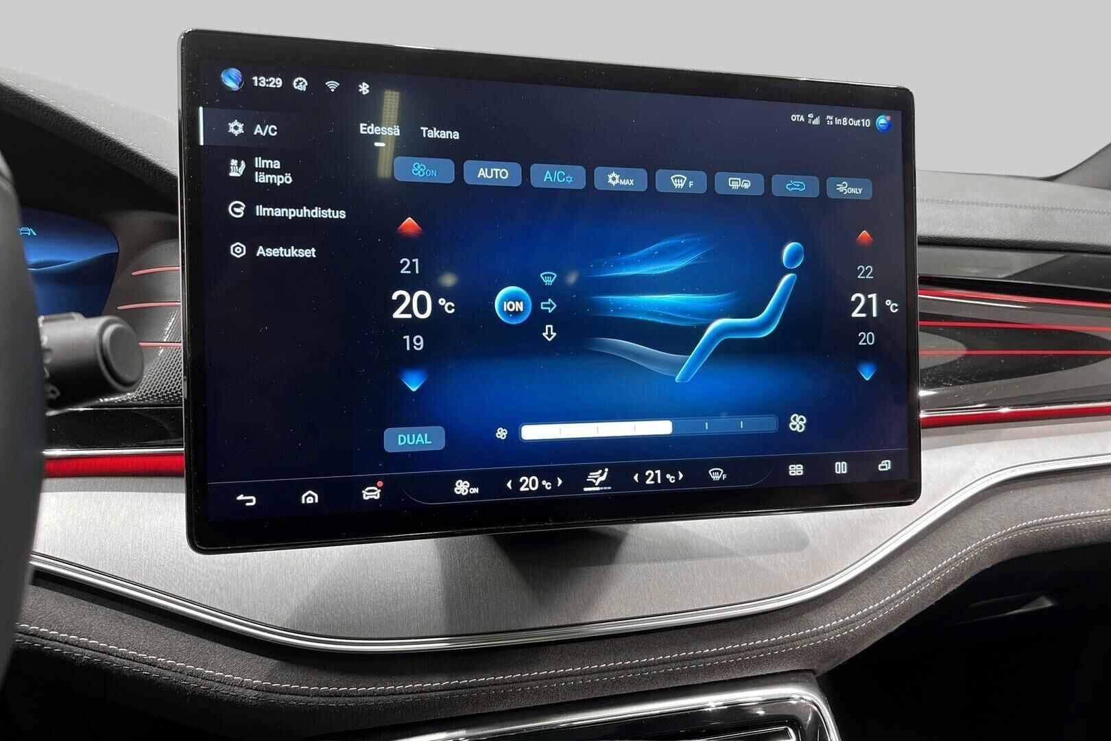 BYD TANG iso kuva 19