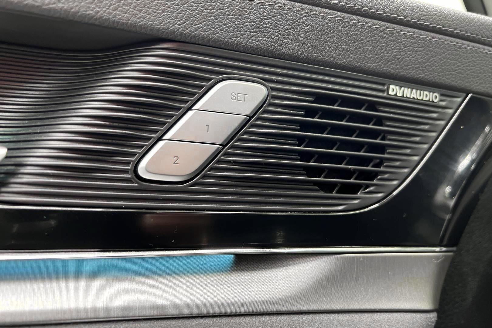 BYD TANG iso kuva 42