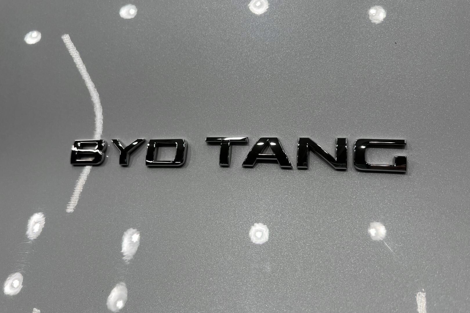 BYD TANG iso kuva 53