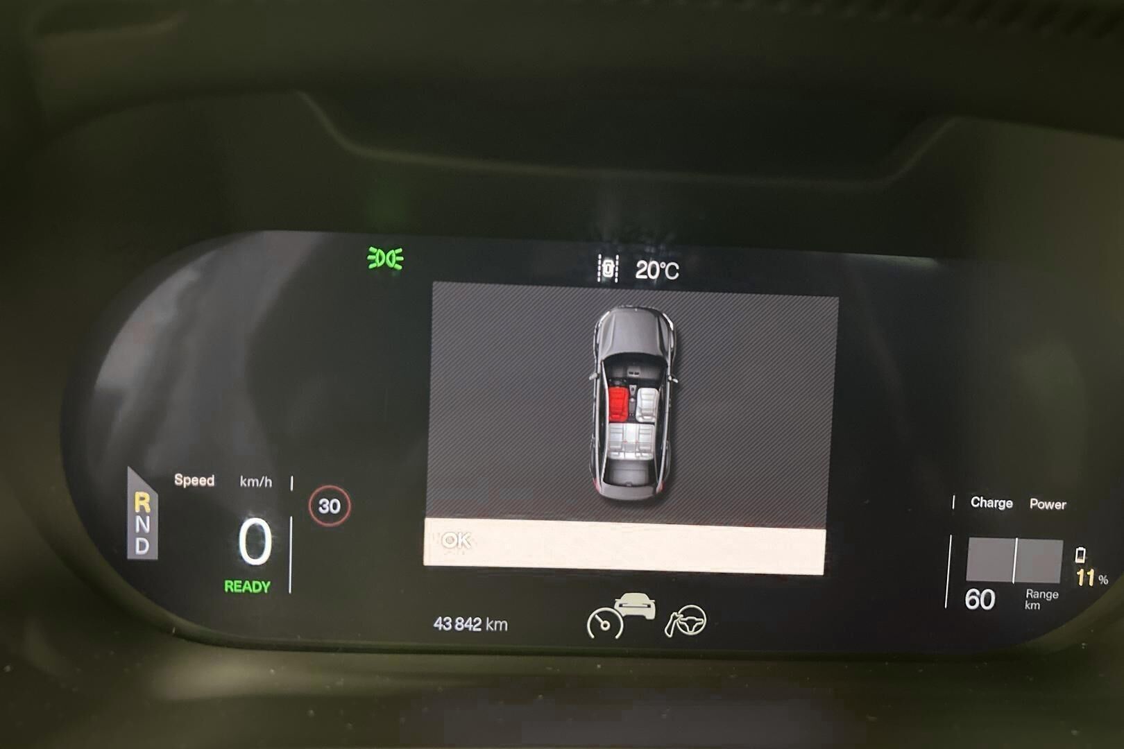 Polestar 2 iso kuva 16
