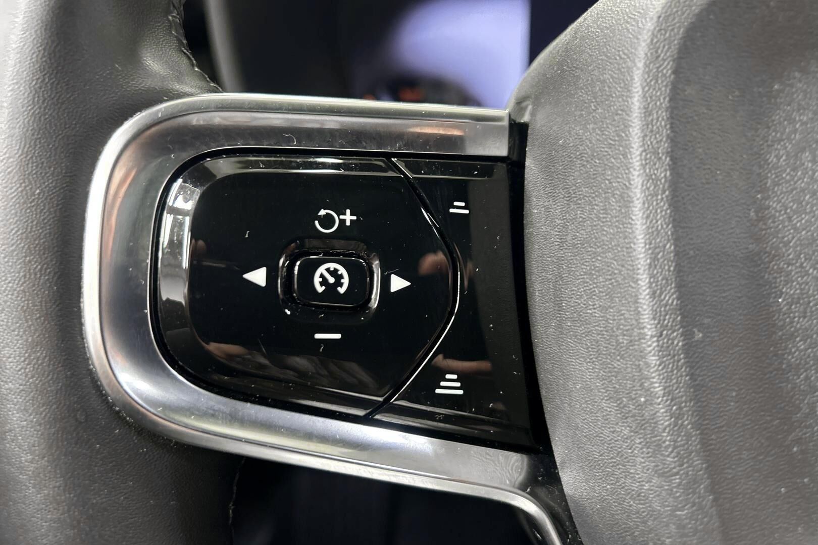 Polestar 2 iso kuva 18