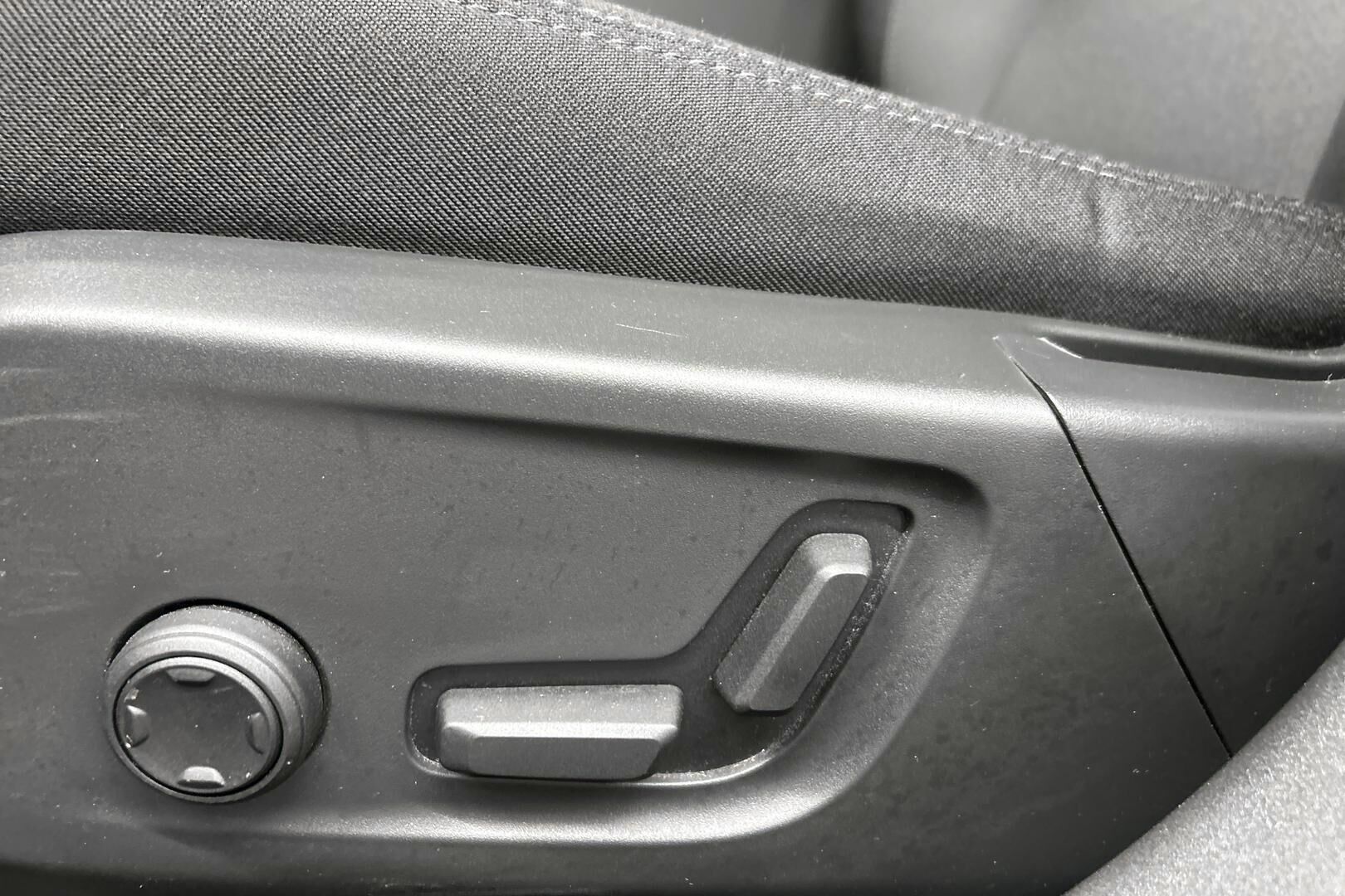 Polestar 2 iso kuva 20