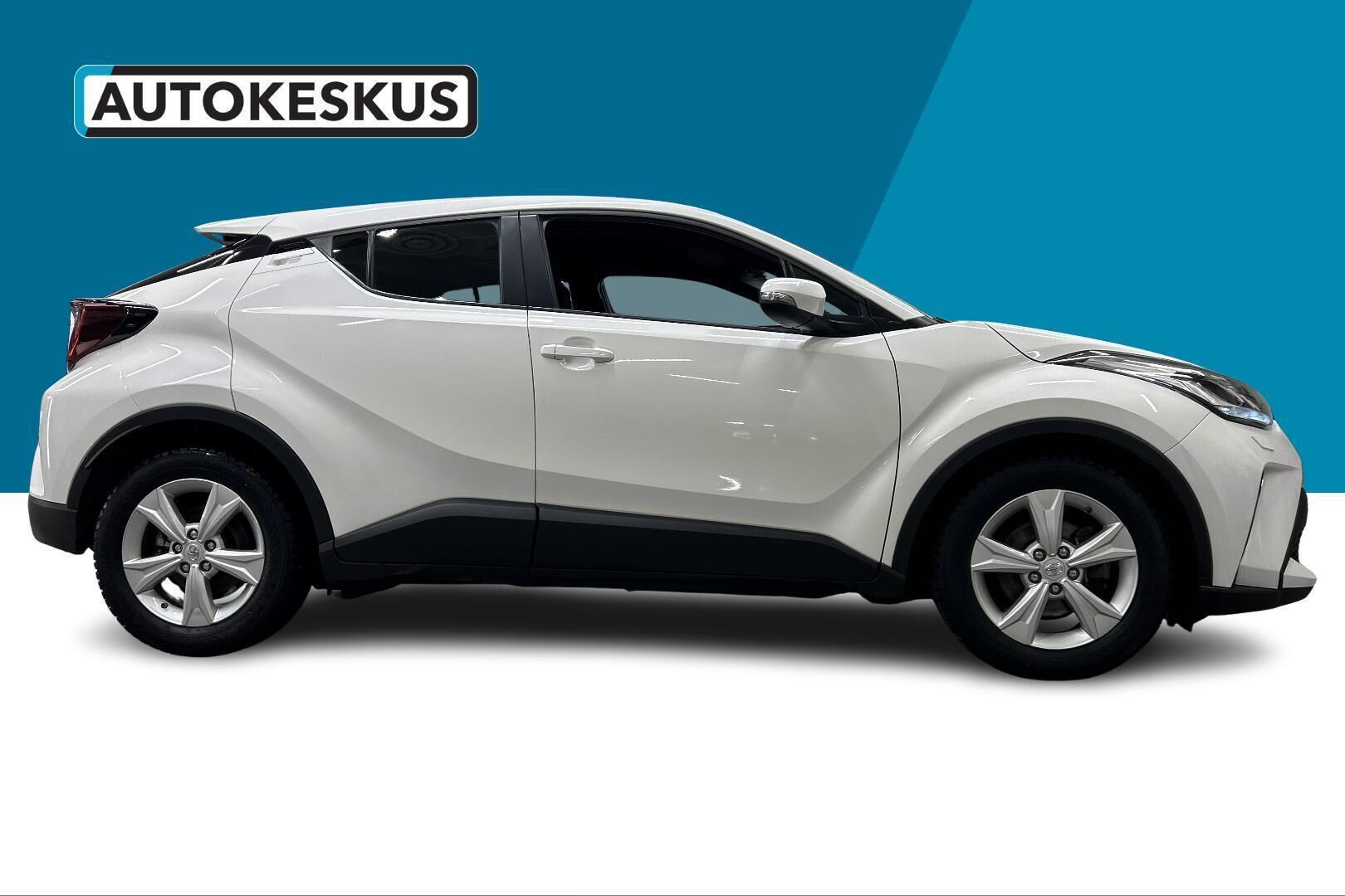 Toyota C-HR iso kuva 4