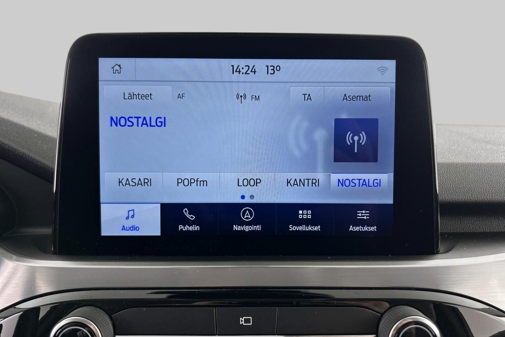 Ford Kuga iso kuva 24