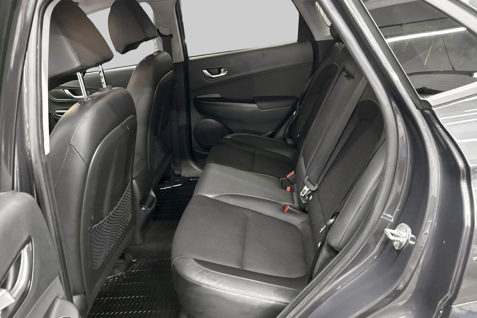 Hyundai KONA iso kuva 10