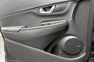 Hyundai KONA esikatselu 18
