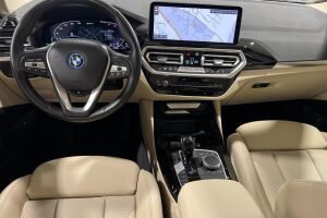 BMW X3 esikatselu 10