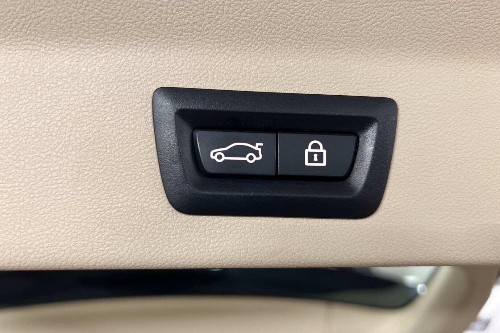 BMW X3 iso kuva 13