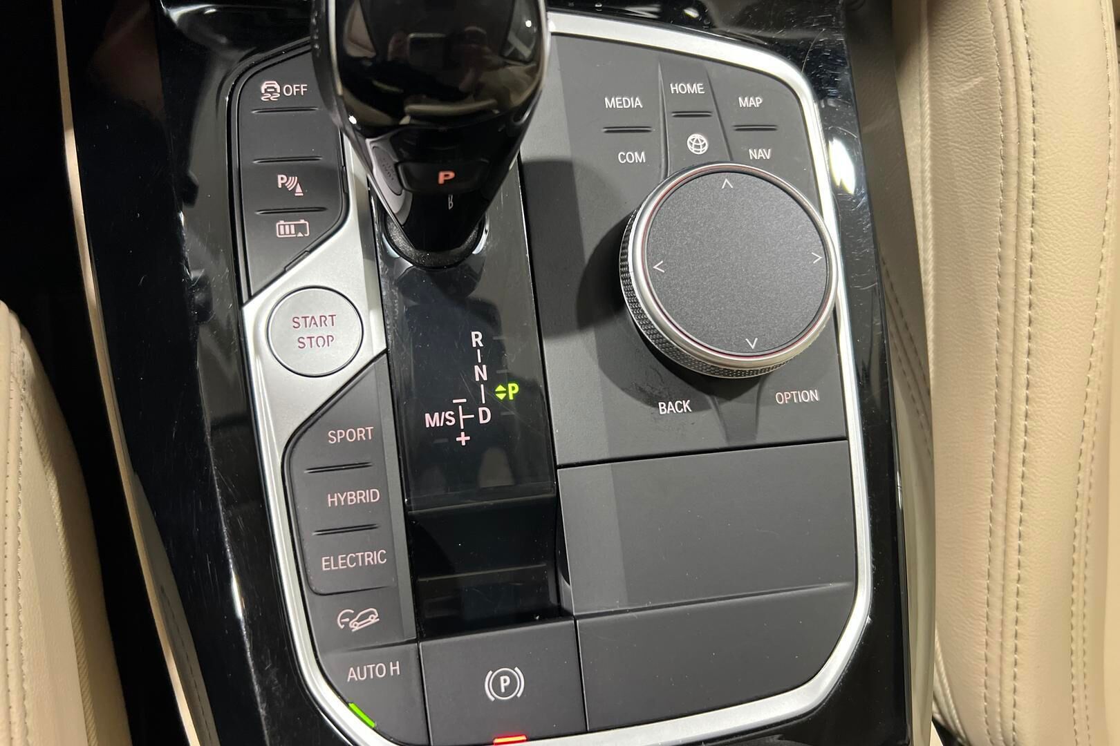 BMW X3 iso kuva 16