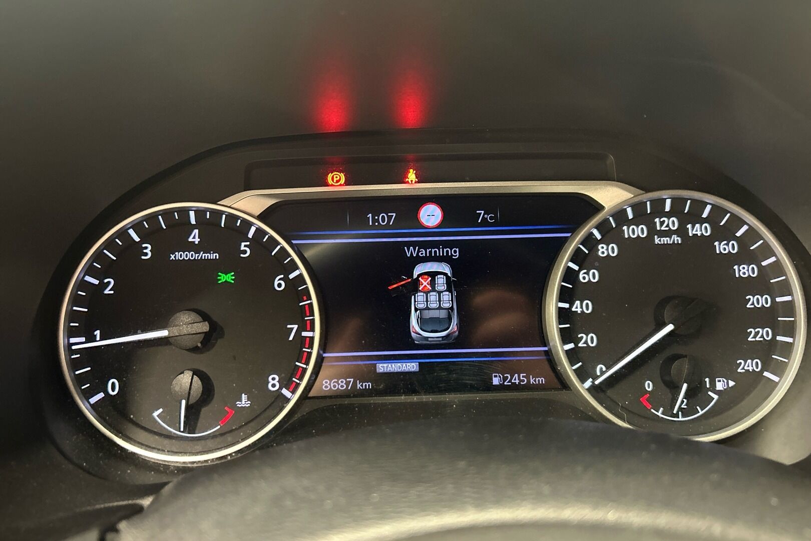 Nissan Juke iso kuva 13