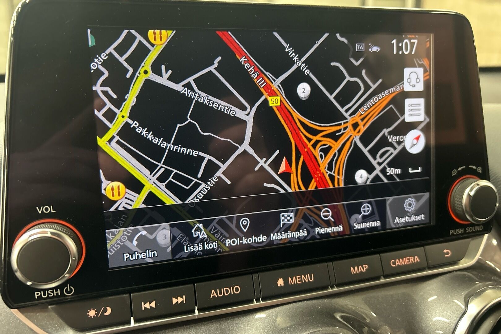 Nissan Juke iso kuva 15
