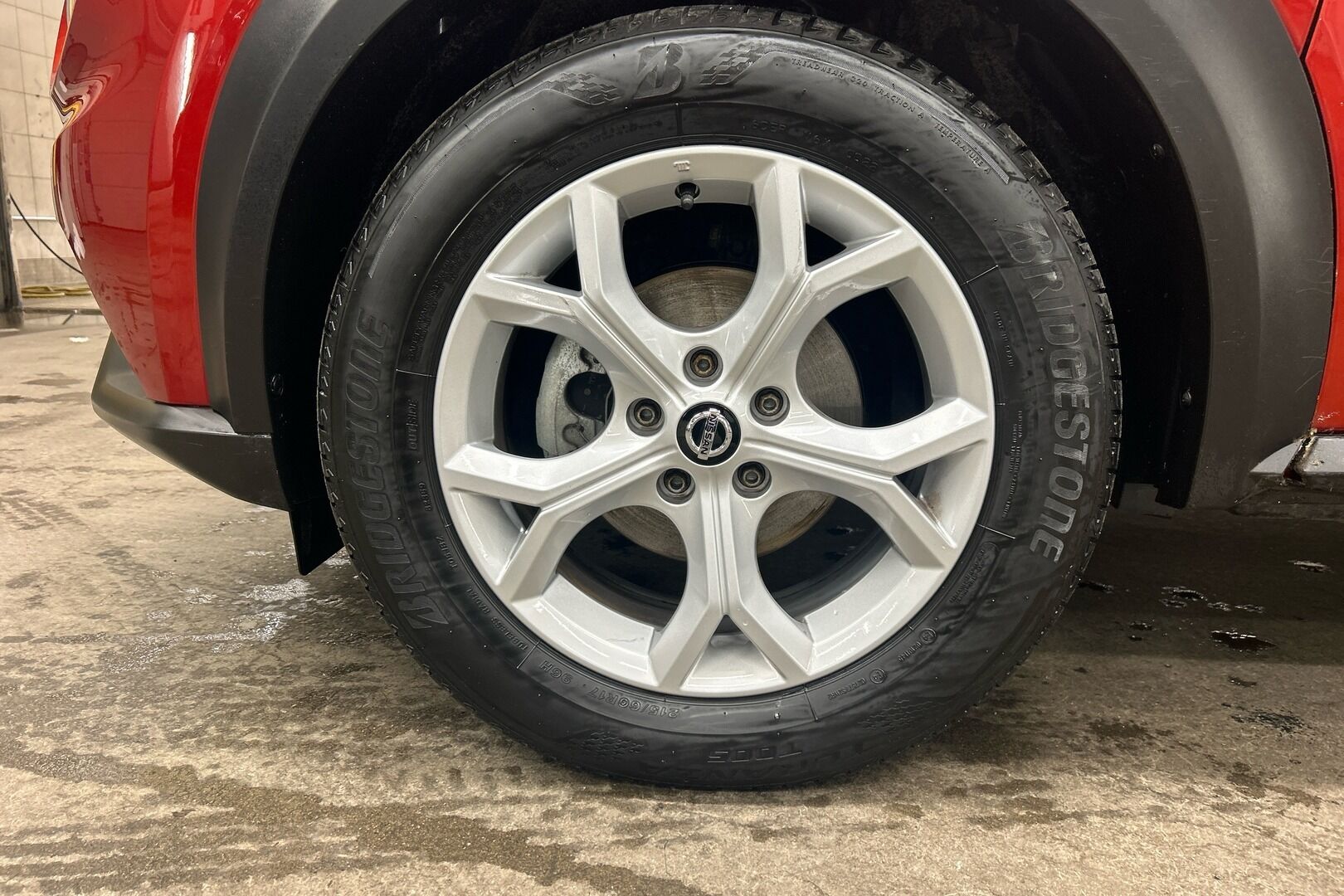 Nissan Juke iso kuva 22