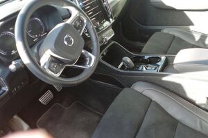 Volvo XC40 esikatselu 2