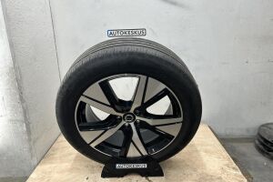 Volvo XC40 esikatselu 21