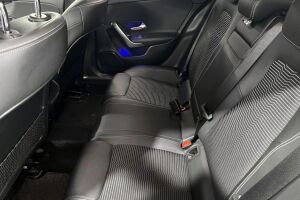 Mercedes-Benz A esikatselu 10