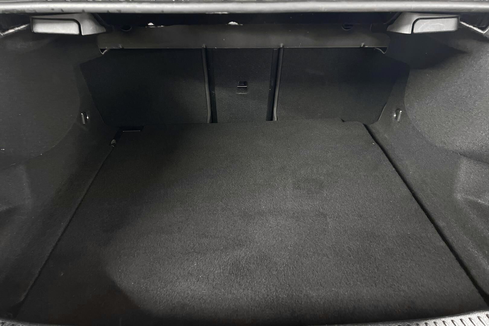 Mercedes-Benz A iso kuva 12