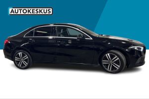 Mercedes-Benz A esikatselu 4
