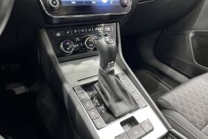 Skoda Superb esikatselu 21