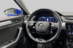 Skoda Superb esikatselu 35